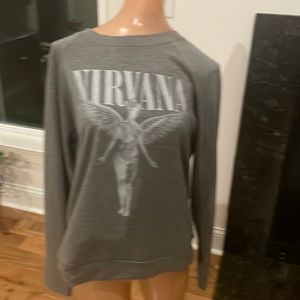 NWTO NIRVANA, Caramelo gray sweat shirt. Size med